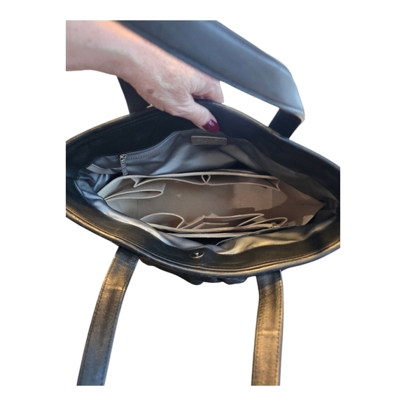 Chanel Black Diamond Stitch Lambskin Silvertone Large Shoulder Bag Tote - Picture 9 of 14